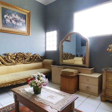 Villa Sri Manganti Τζακάρτα Εξωτερικό φωτογραφία